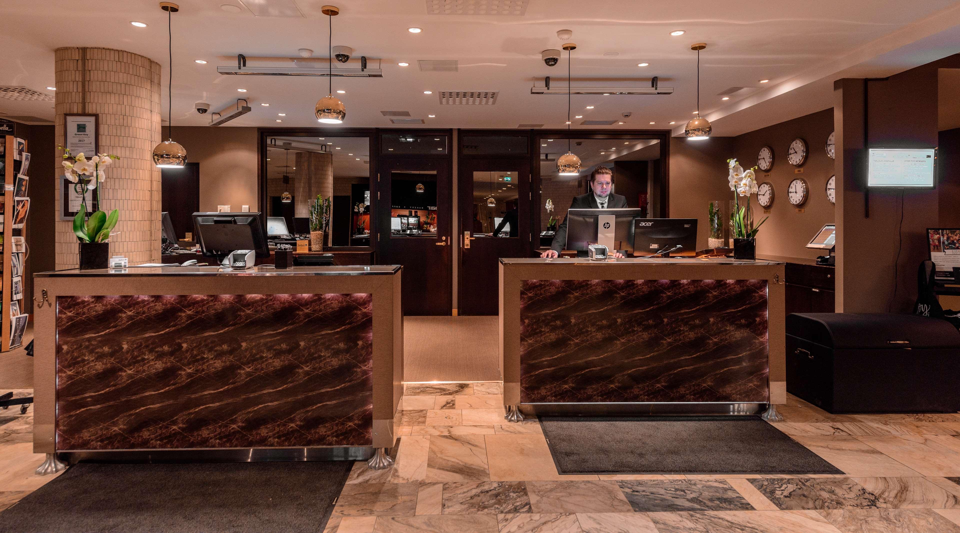 Radisson Blu Marina Palace Hotel, Turku Dalaman gambar
